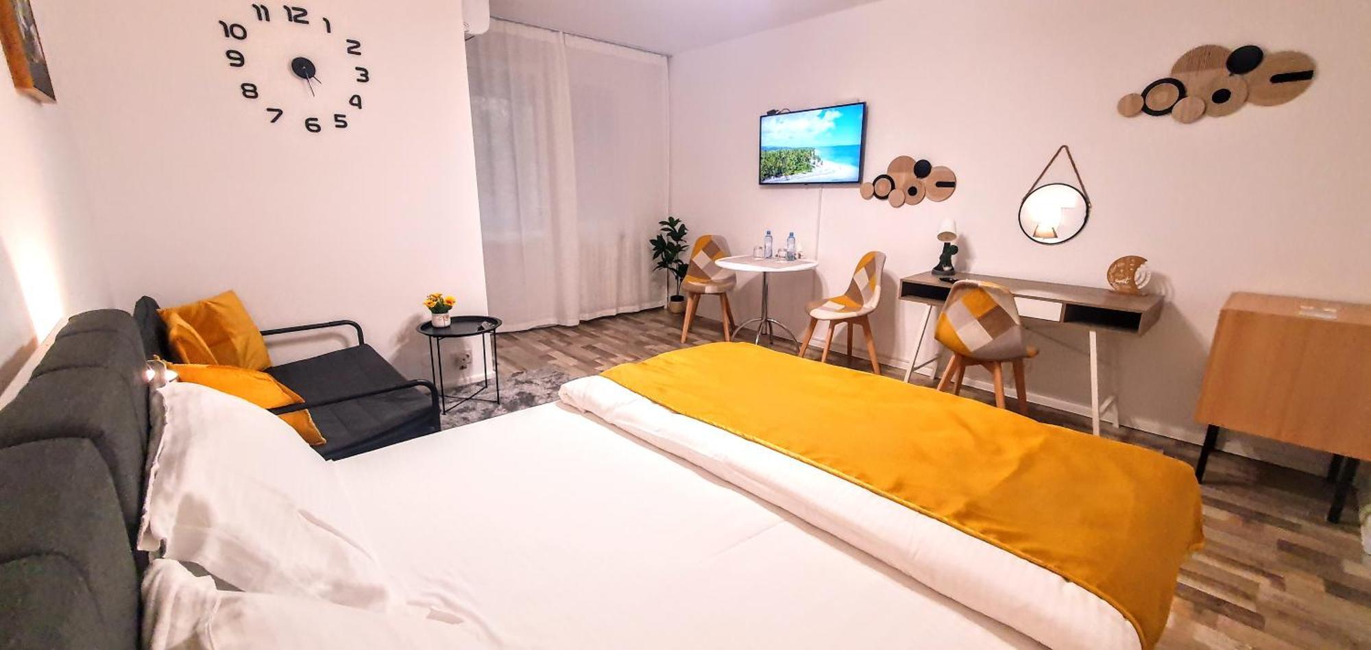 The Yellow King - Luxurious Apartment ブカレスト エクステリア 写真
