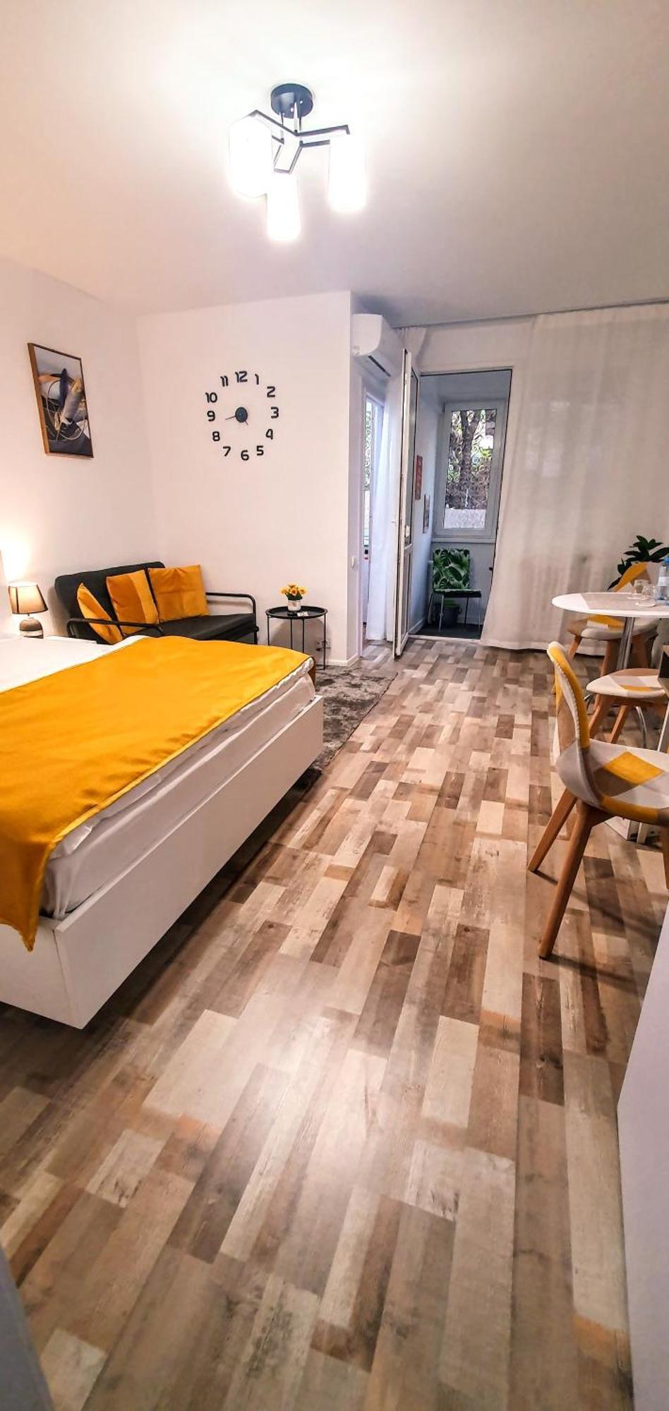 The Yellow King - Luxurious Apartment ブカレスト エクステリア 写真